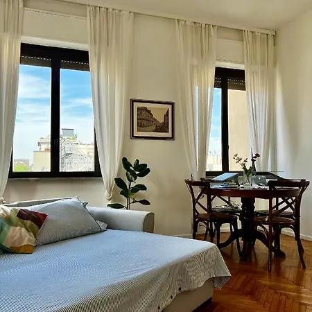 בית אירוח #private In Brera District מילאנו